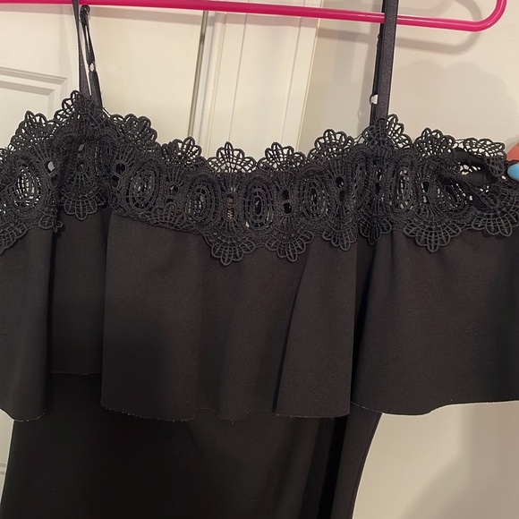 Black Formal Dress with Lace Detailing & Adjustable Straps - Picture 2 of 4